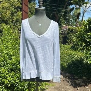 NWT Banana Republic White V-Neck Women's Top